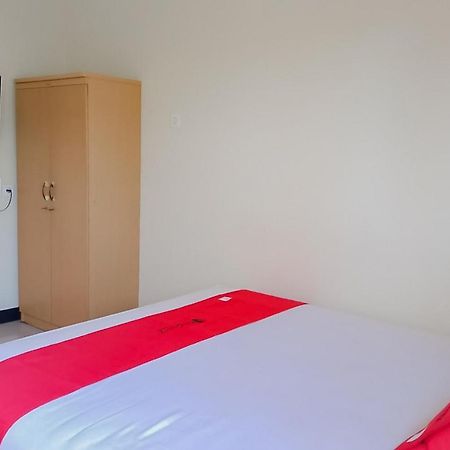 OYO 3731 Pelangi Guest House Balikpapan  Bagian luar foto