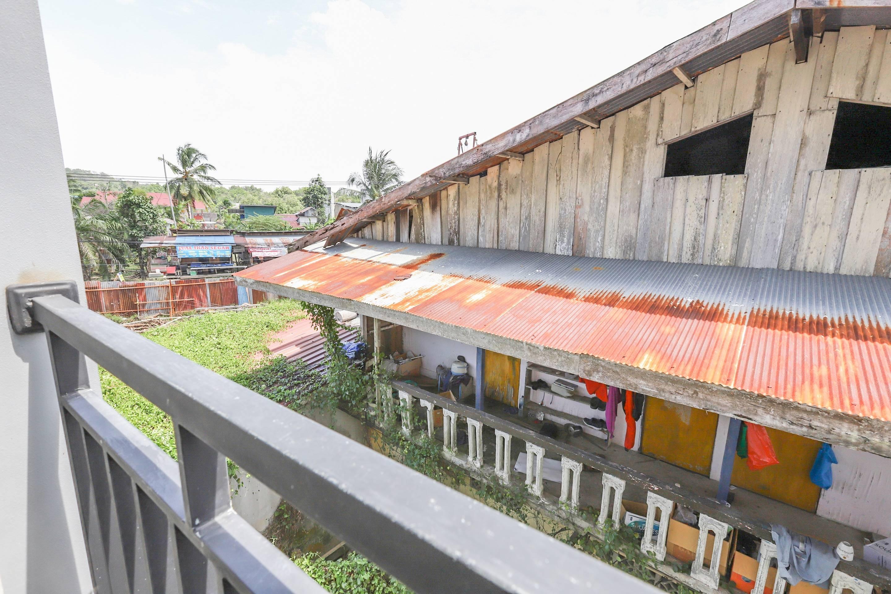 OYO 3731 Pelangi Guest House Balikpapan  Bagian luar foto